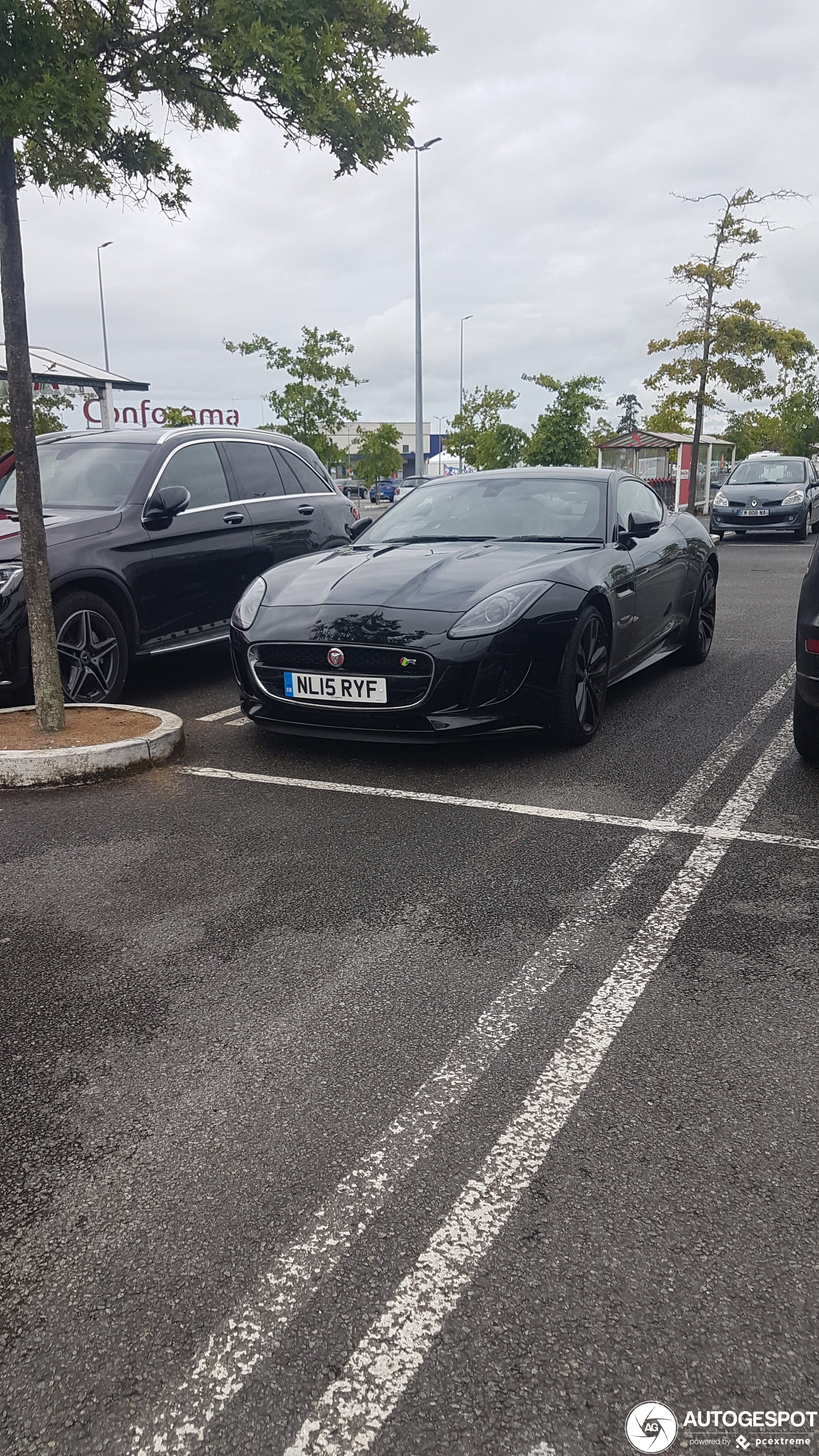 Jaguar F-TYPE R Coupé