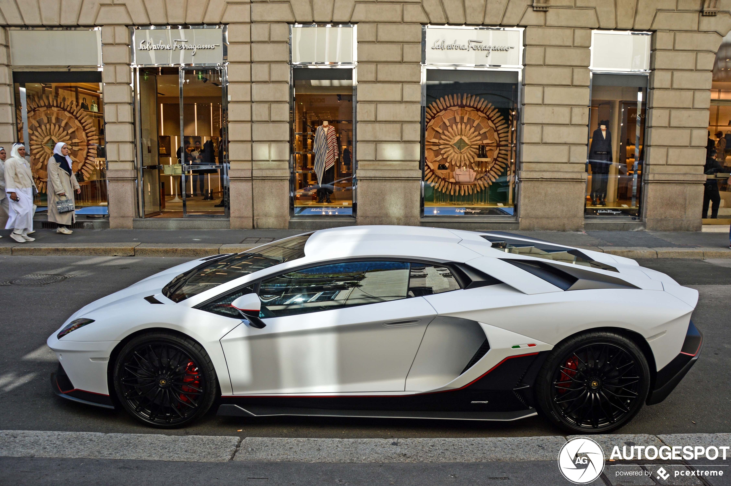 Shoppen in stijl met de nieuwste Aventador