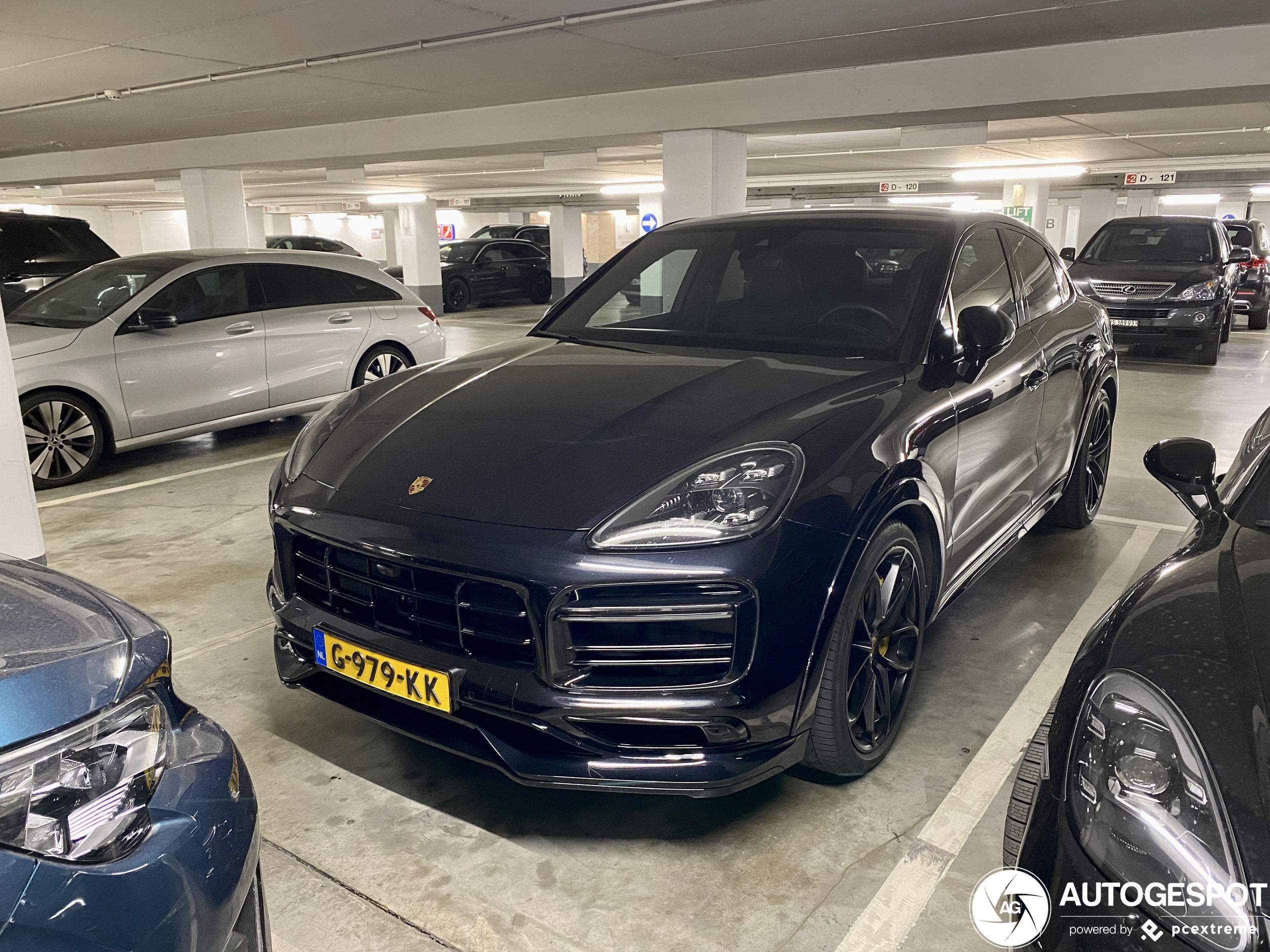 Porsche Cayenne Coupé Turbo S E-Hybrid