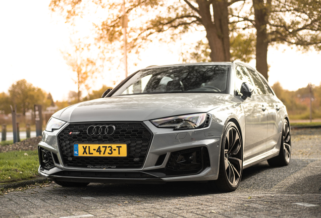 Audi RS4 Avant B9