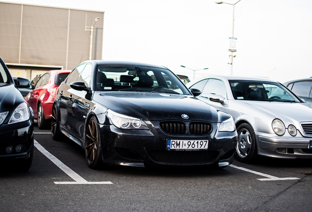 BMW M5 E60 2005