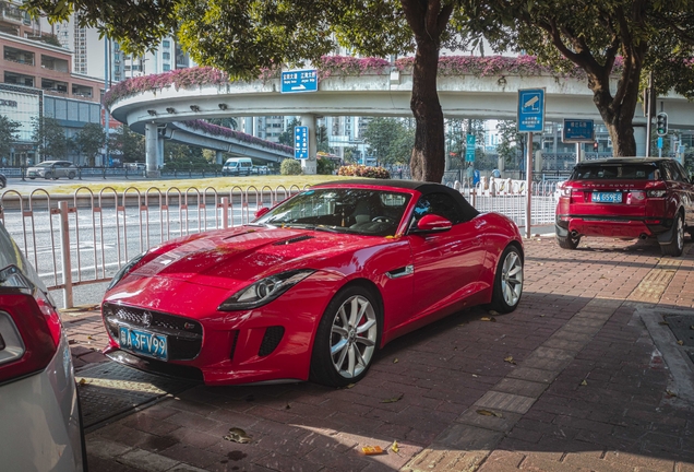 Jaguar F-TYPE S Convertible