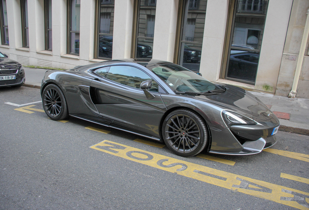 McLaren 570GT