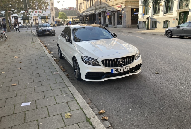 Mercedes-AMG C 63 S W205