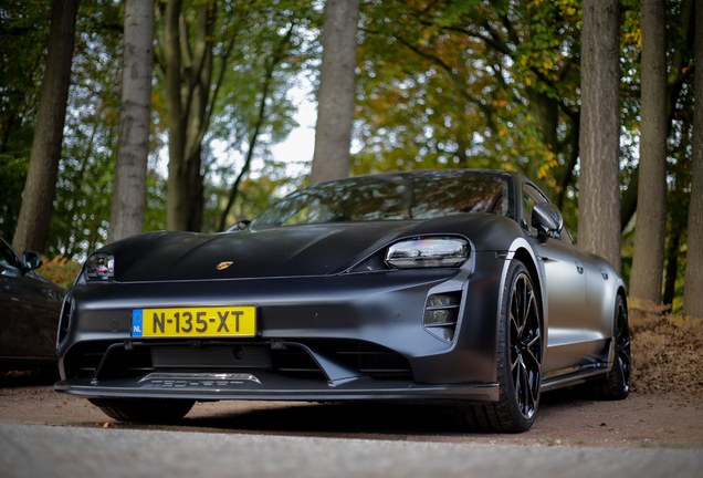 Porsche TechArt Taycan Turbo S