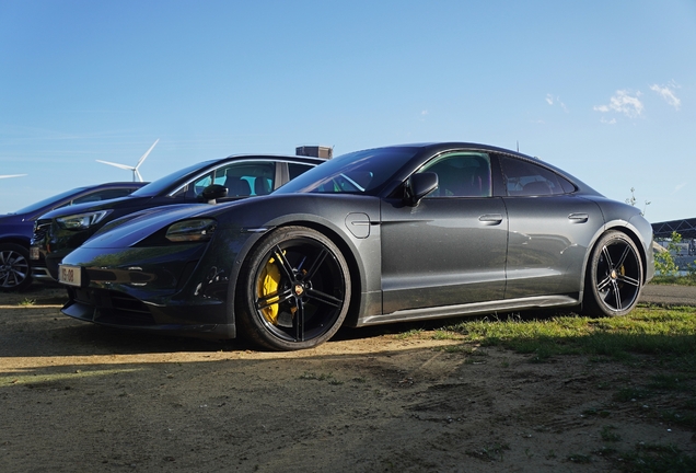 Porsche Taycan Turbo S