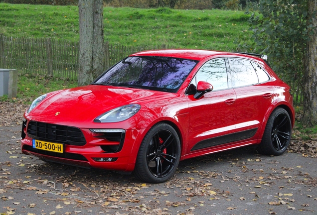 Porsche TechArt 95B Macan GTS