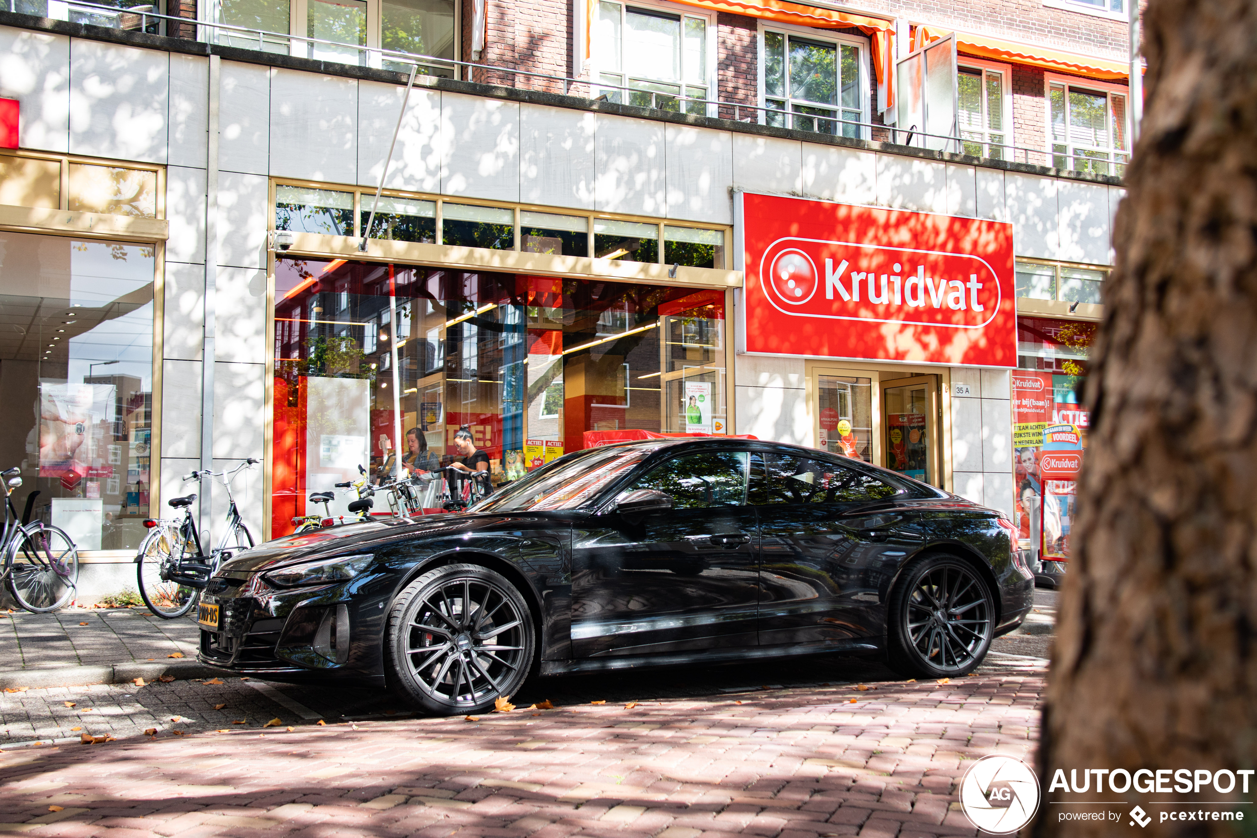 An Up-Close Look at the 2023 Audi e-Tron GT