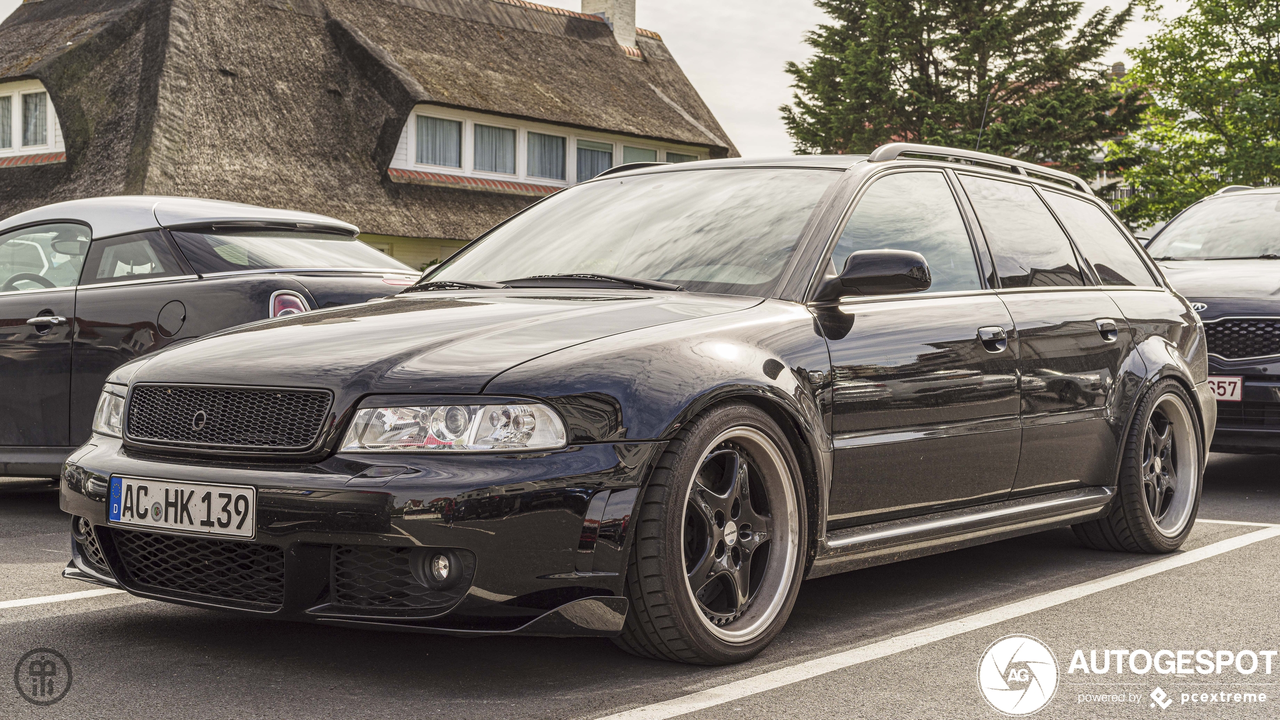 Audi RS4 Avant B5