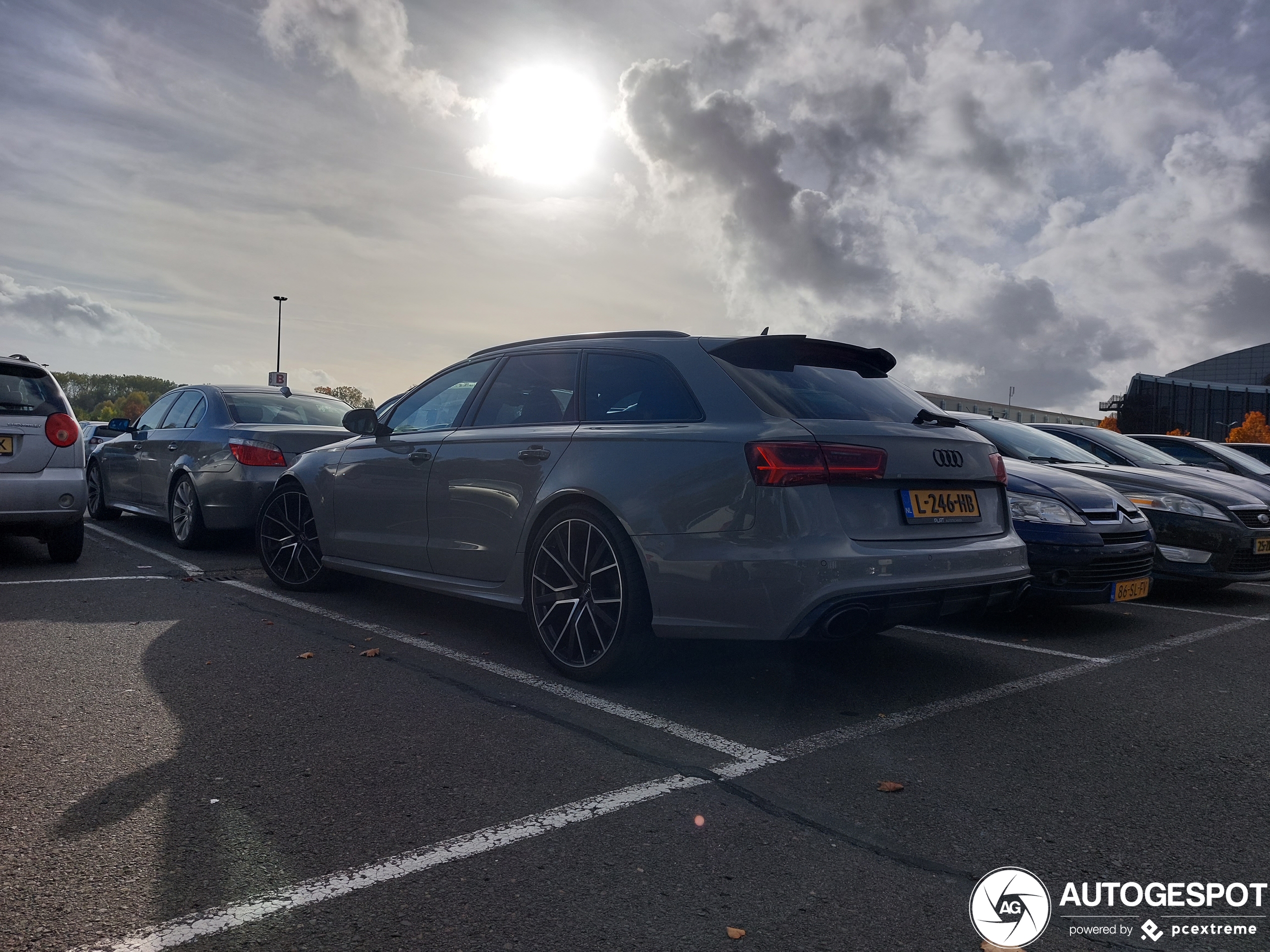 Audi RS6 Avant C7 2015