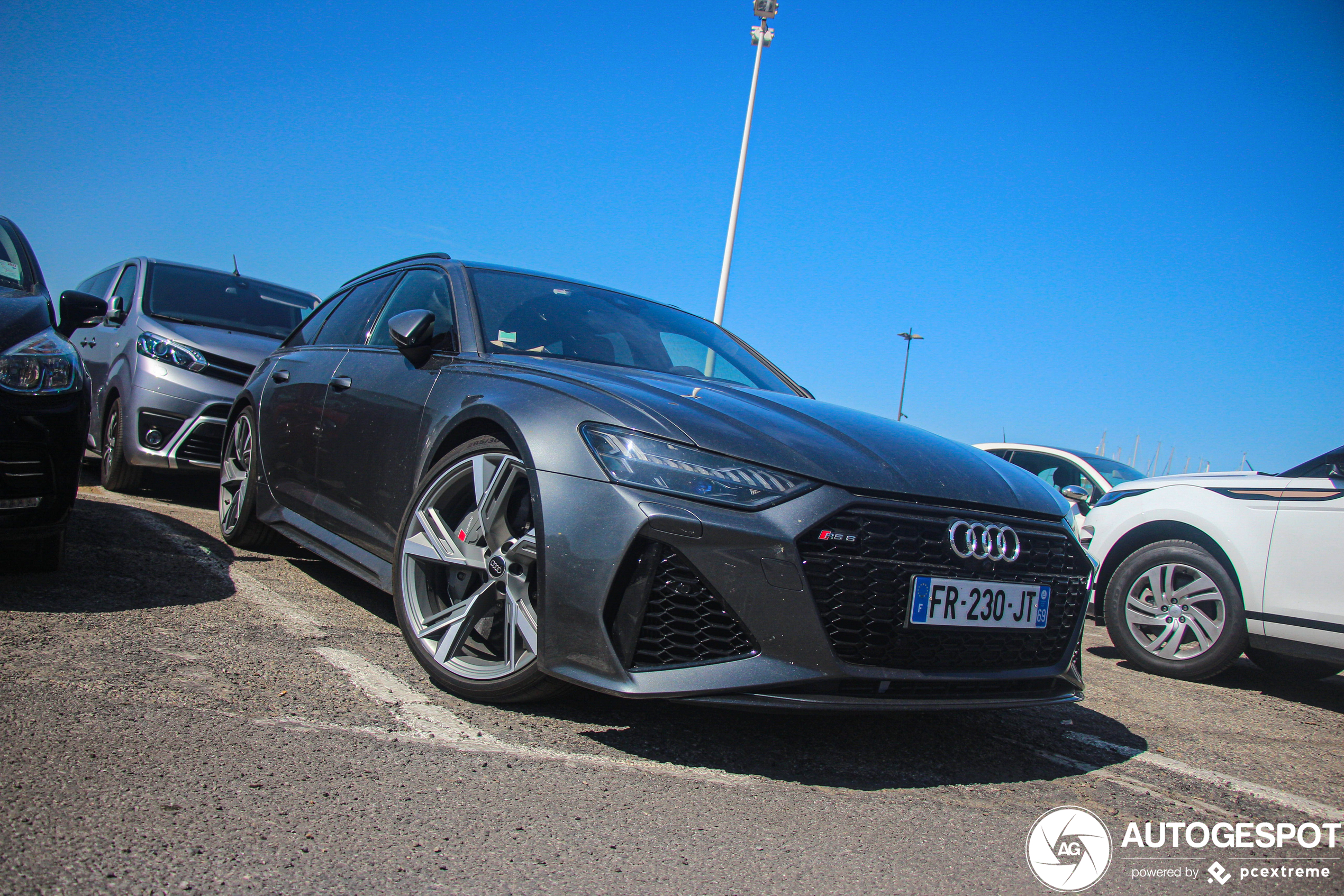 Audi RS6 Avant C8