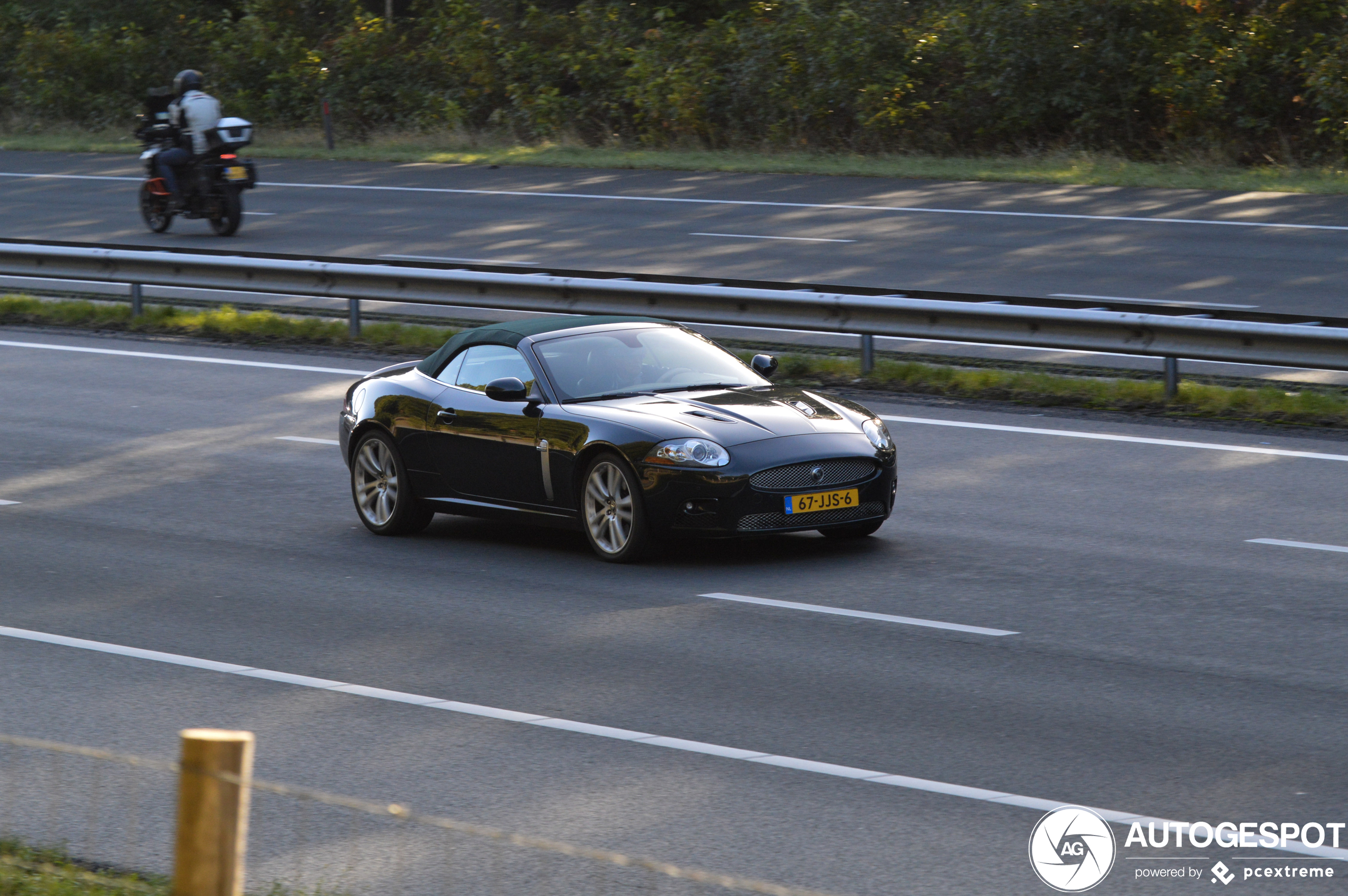 Jaguar XKR Convertible 2006