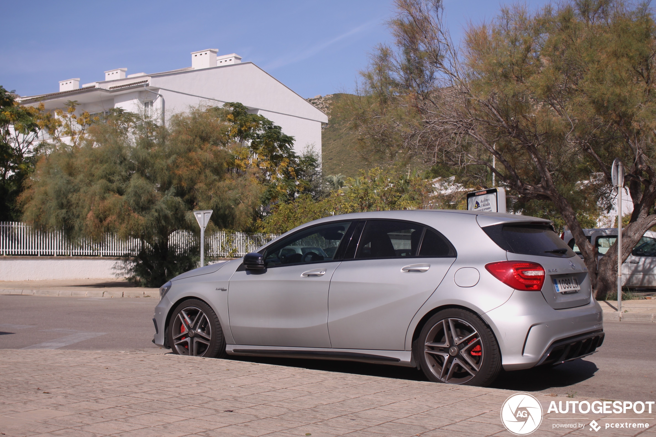 Mercedes-Benz A 45 AMG