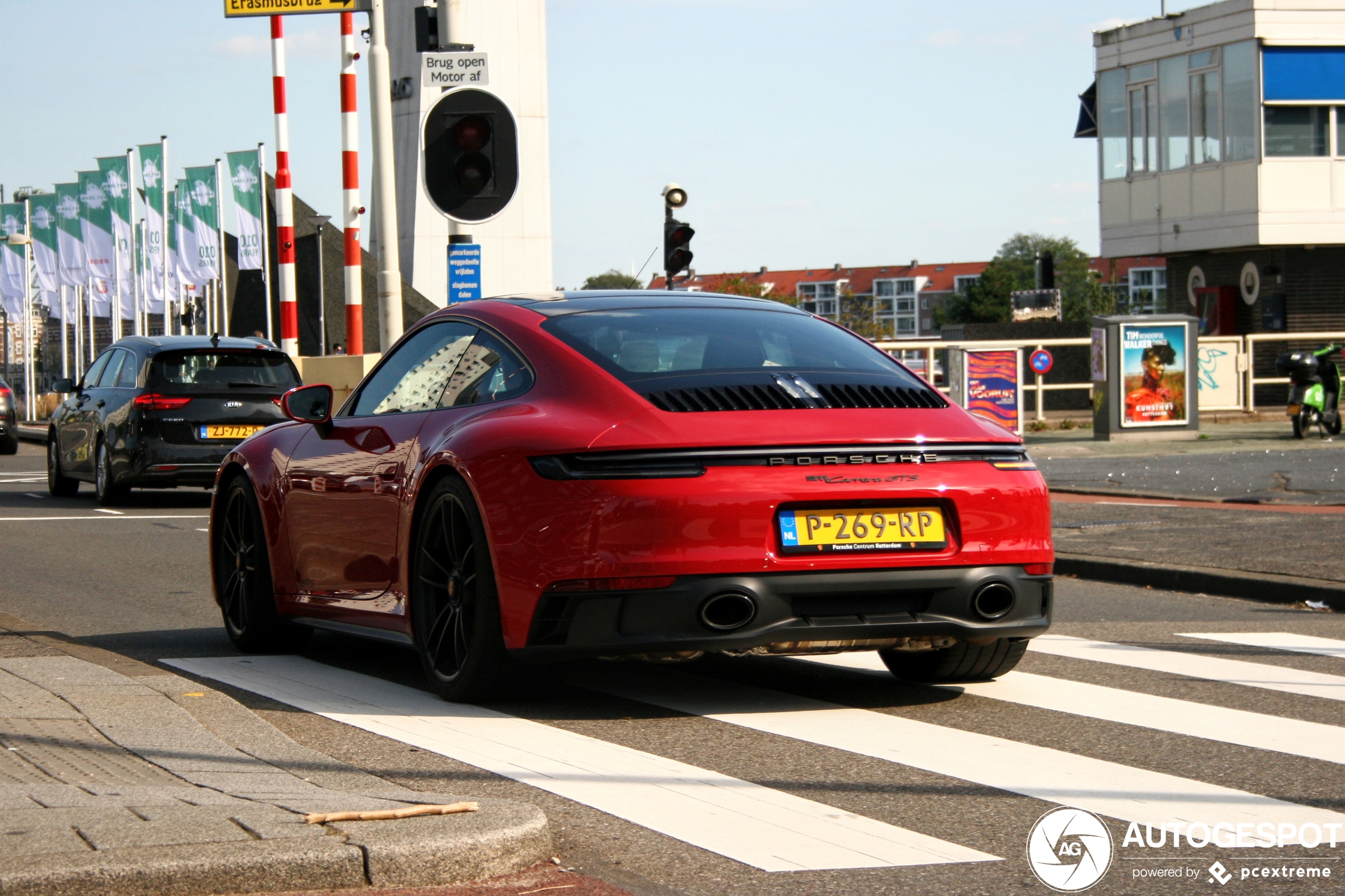 Porsche 992 Carrera GTS