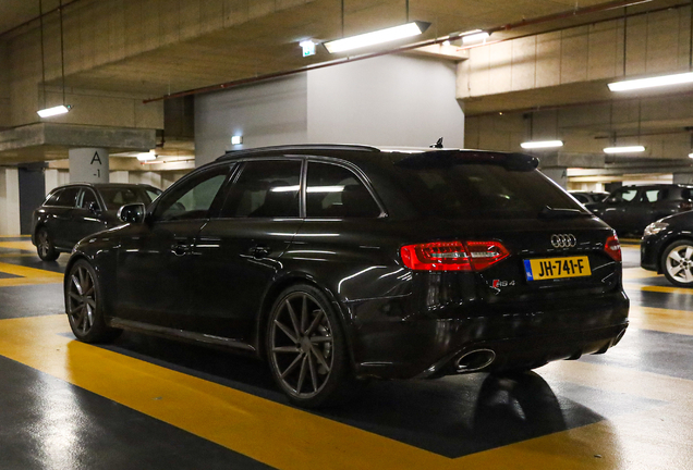 Audi RS4 Avant B8