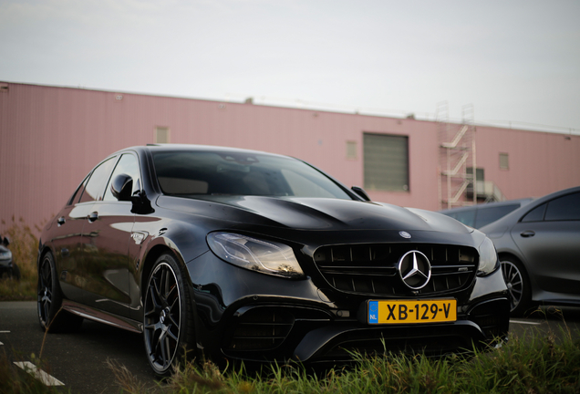 Mercedes-AMG E 63 S W213