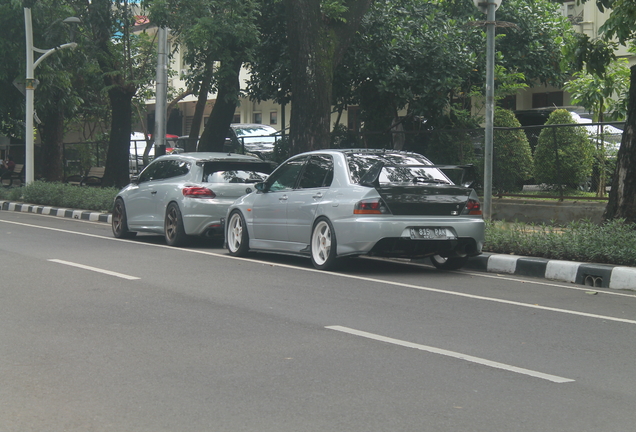 Mitsubishi Lancer Evolution VIII MR