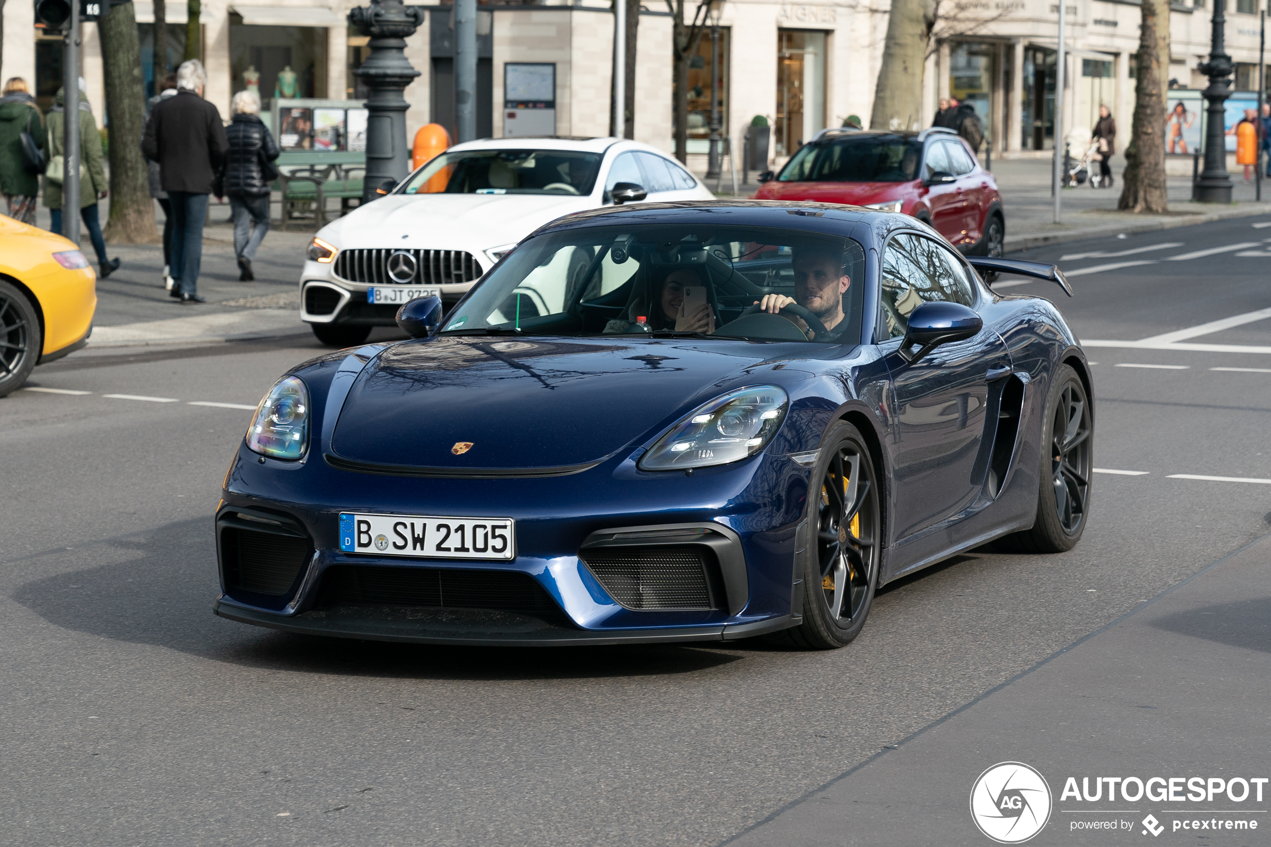 Porsche 718 Cayman GT4