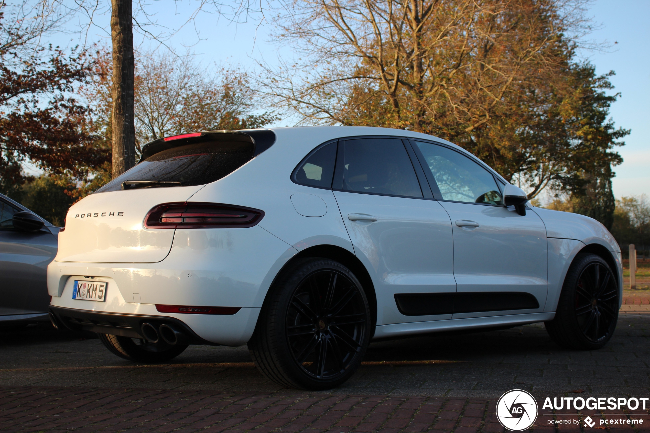 Porsche 95B Macan GTS