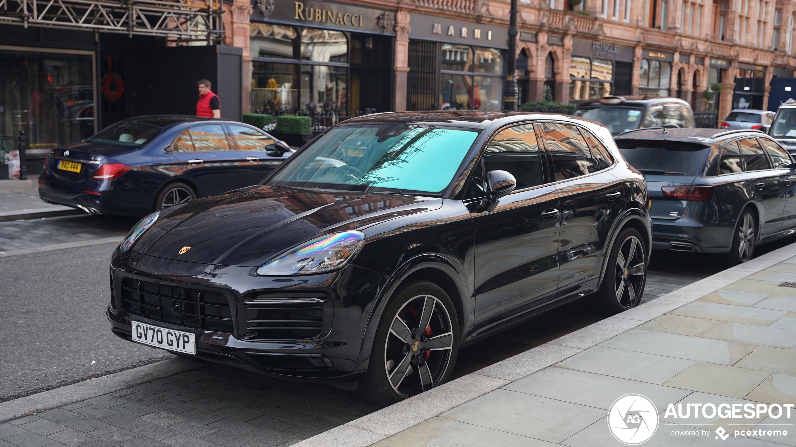 Porsche 9YA Cayenne GTS