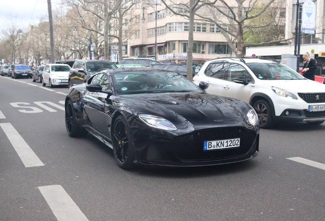 Aston Martin DBS Superleggera