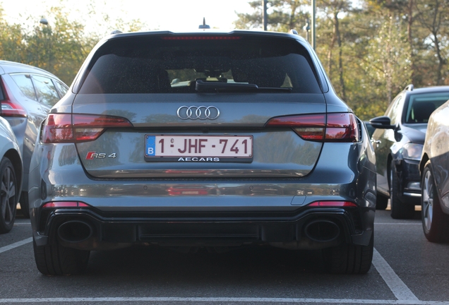 Audi RS4 Avant B9