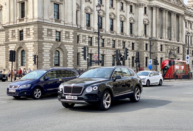 Bentley Bentayga V8