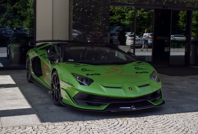 Lamborghini Aventador LP770-4 SVJ Roadster