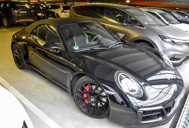 Porsche 991 Carrera 4 GTS Cabriolet MkII