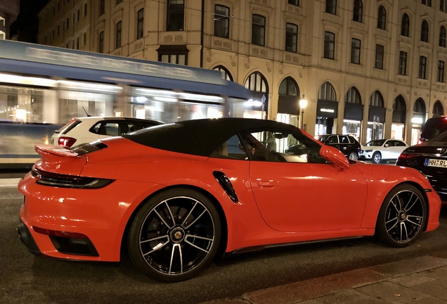 Porsche 992 Turbo S Cabriolet