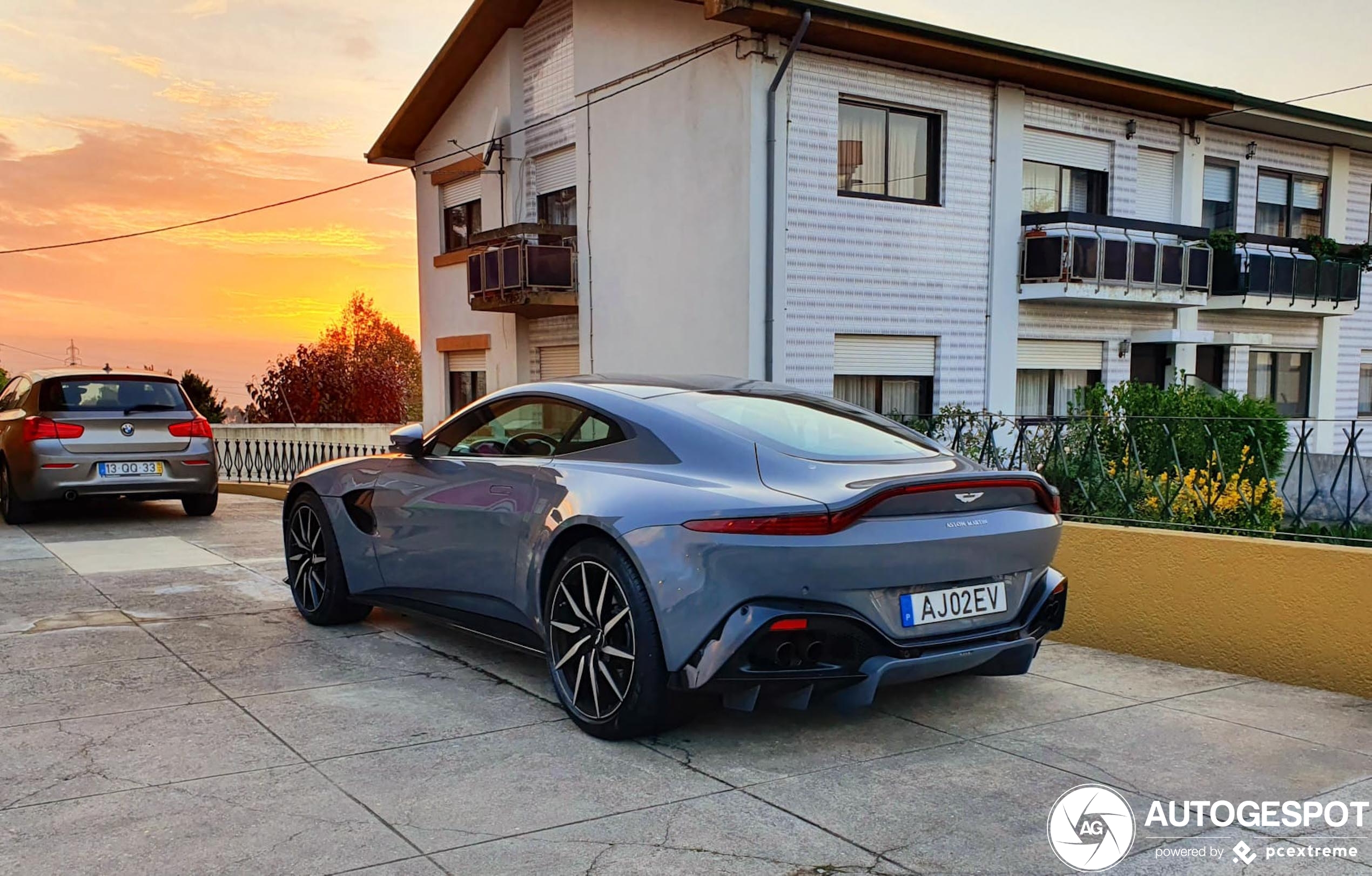 Aston Martin V8 Vantage 2018