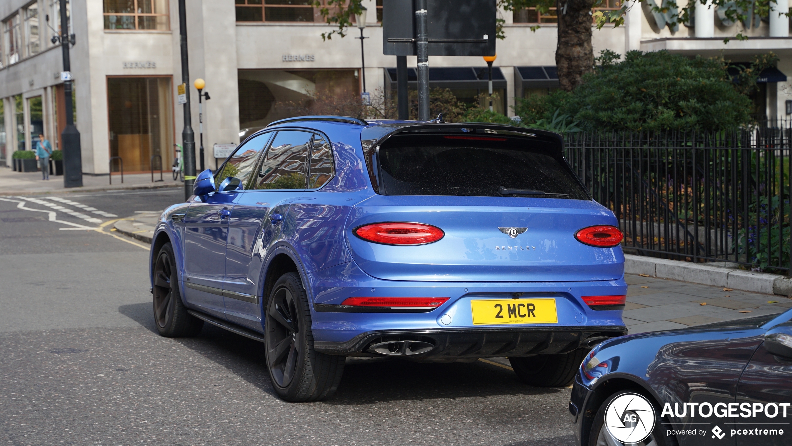 Bentley Bentayga V8 2021