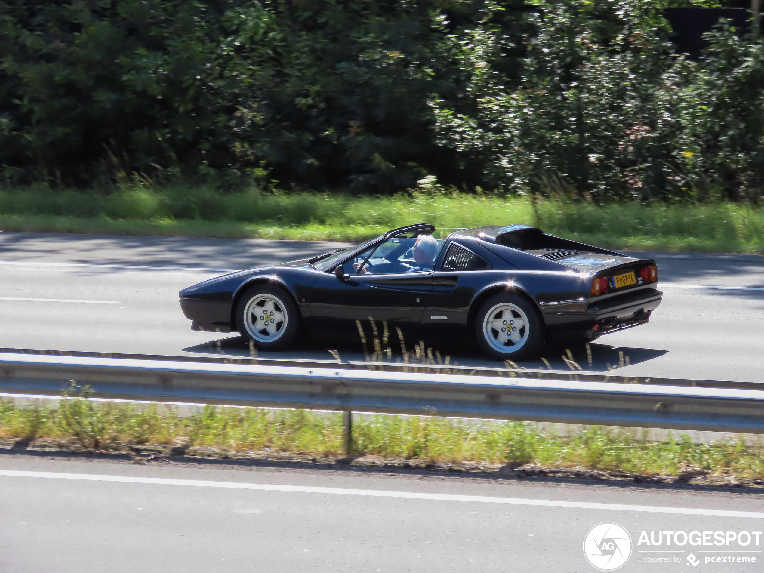 Ferrari 328 GTS