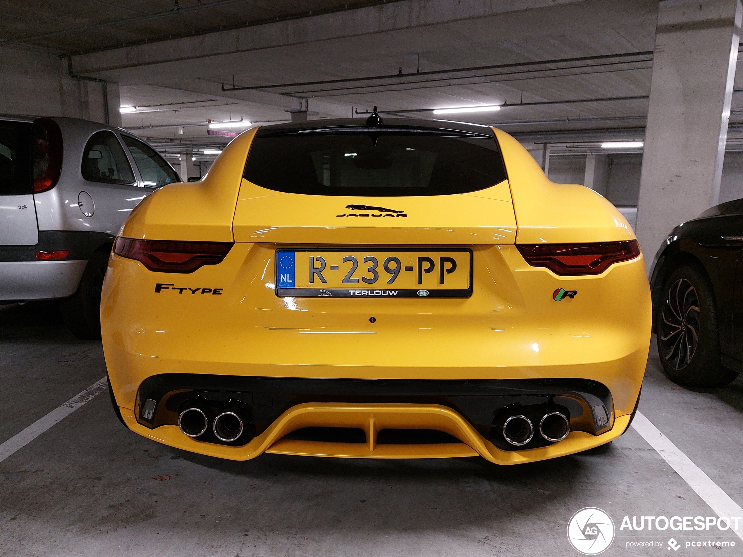 Jaguar F-TYPE R Coupé 2020