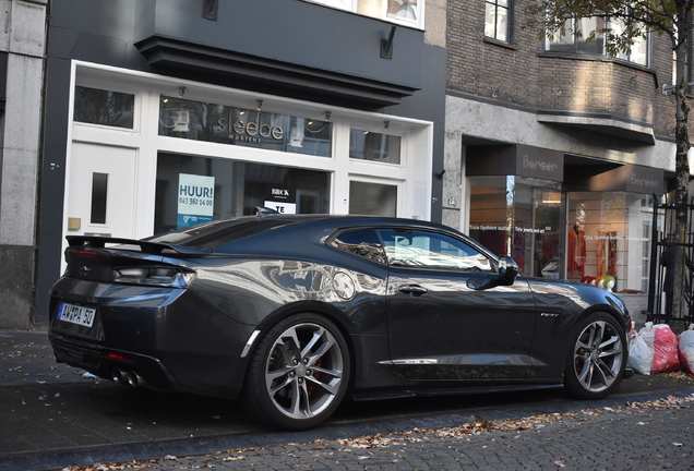 Chevrolet Camaro SS 2016 50th Anniversary