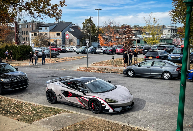 McLaren 570S