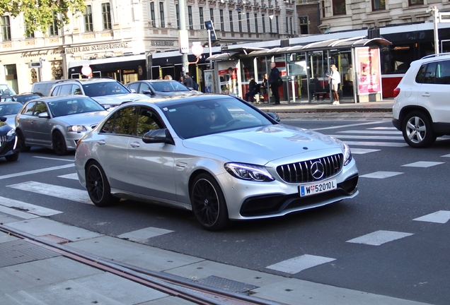 Mercedes-AMG C 63 S W205