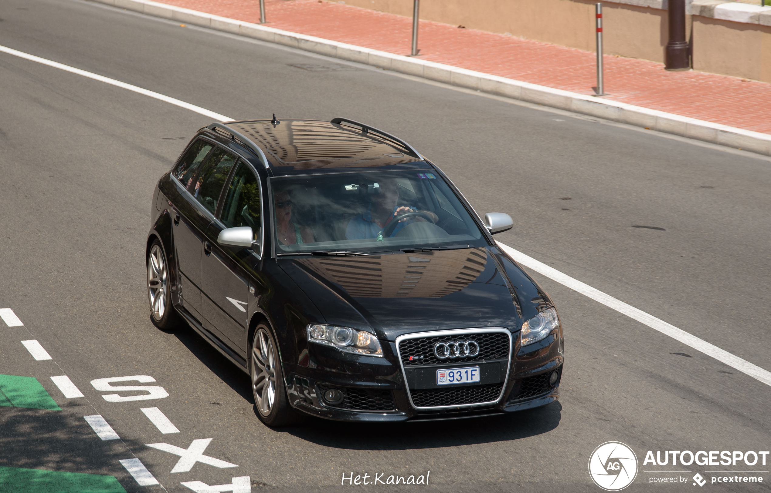 Audi RS4 Avant B7