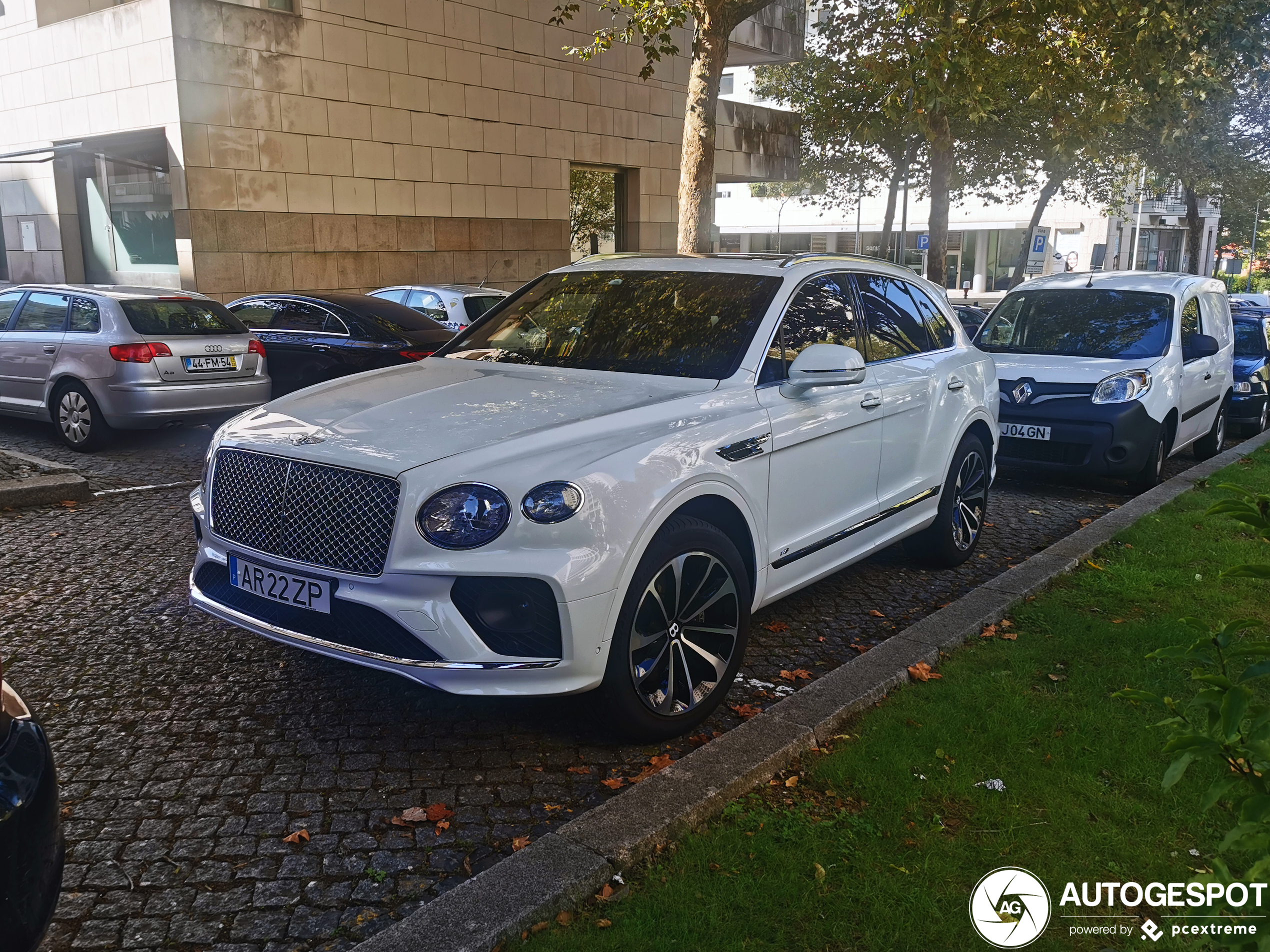 Bentley Bentayga V8 2021