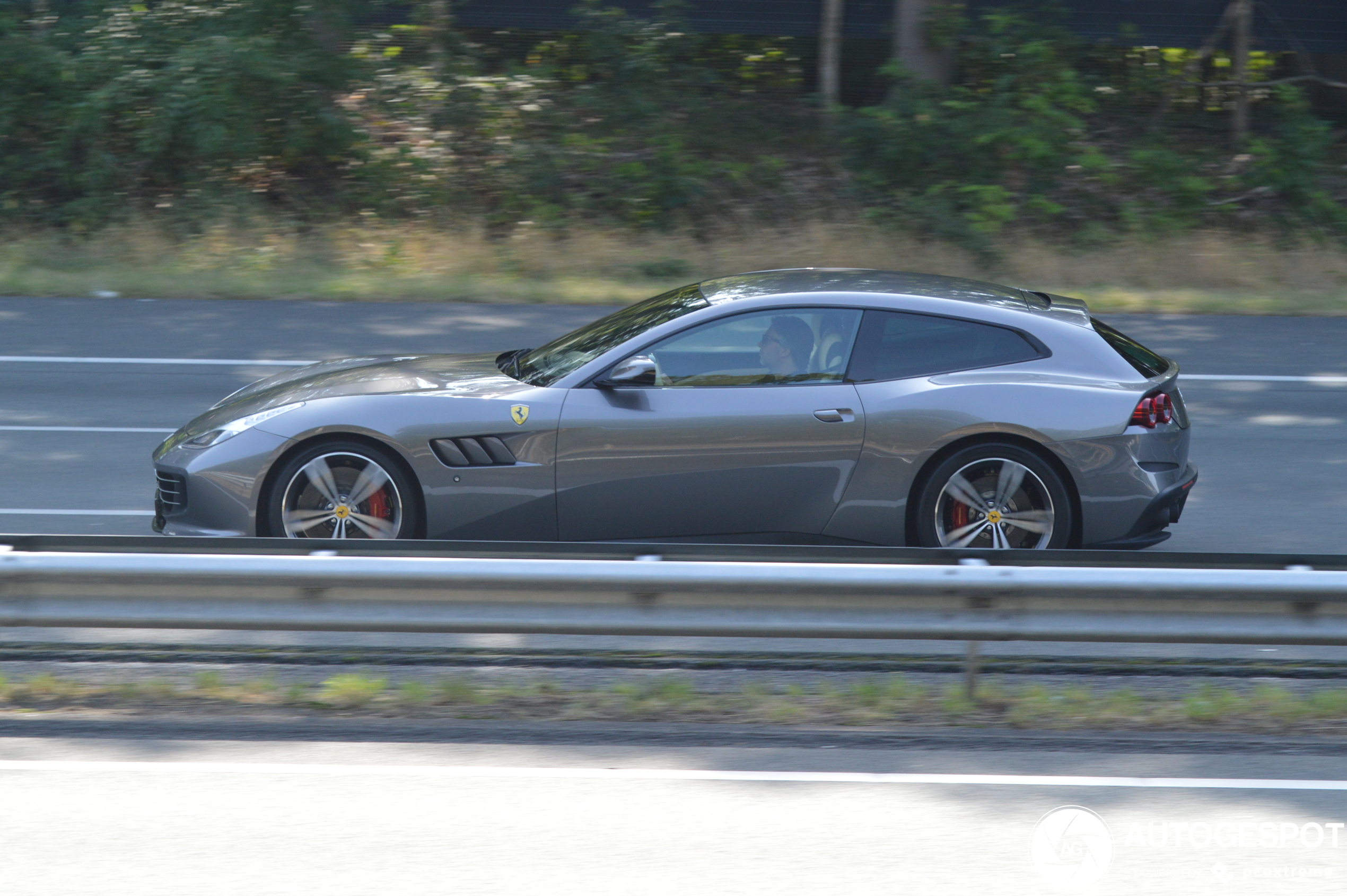 Ferrari GTC4Lusso