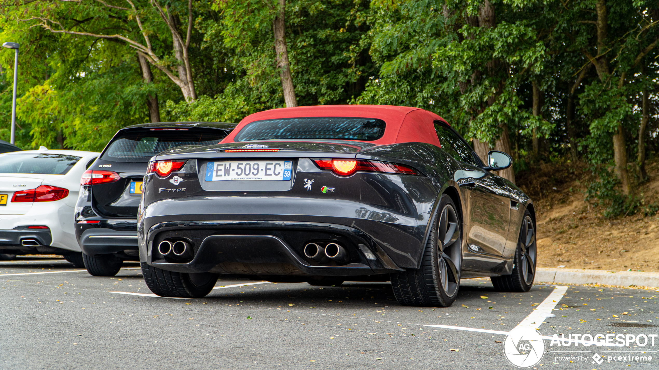 Jaguar F-TYPE R Convertible 2017