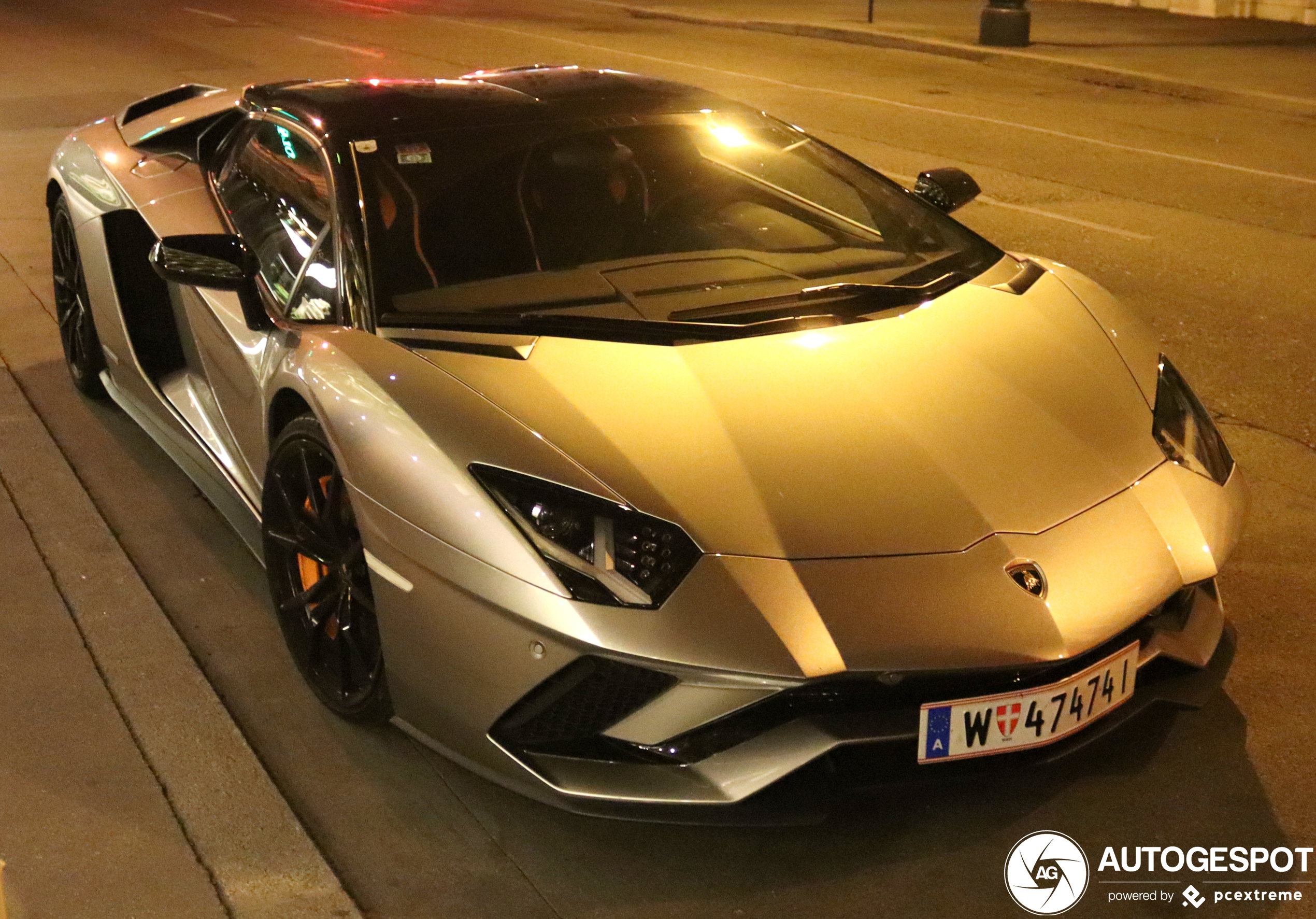 Lamborghini Aventador S LP740-4 Roadster