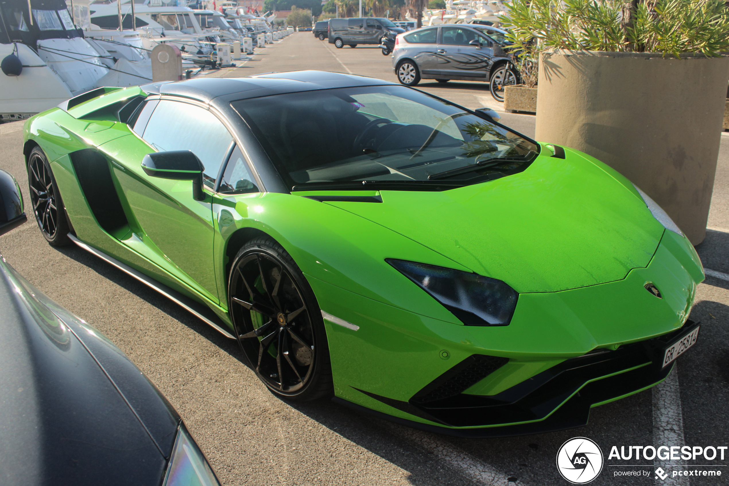 Lamborghini Aventador S LP740-4 Roadster