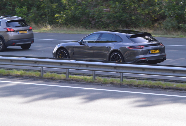 Porsche 971 Panamera Turbo S E-Hybrid Sport Turismo