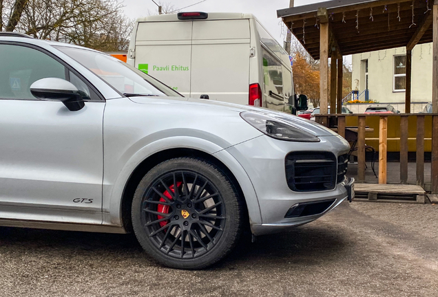 Porsche 9YA Cayenne GTS