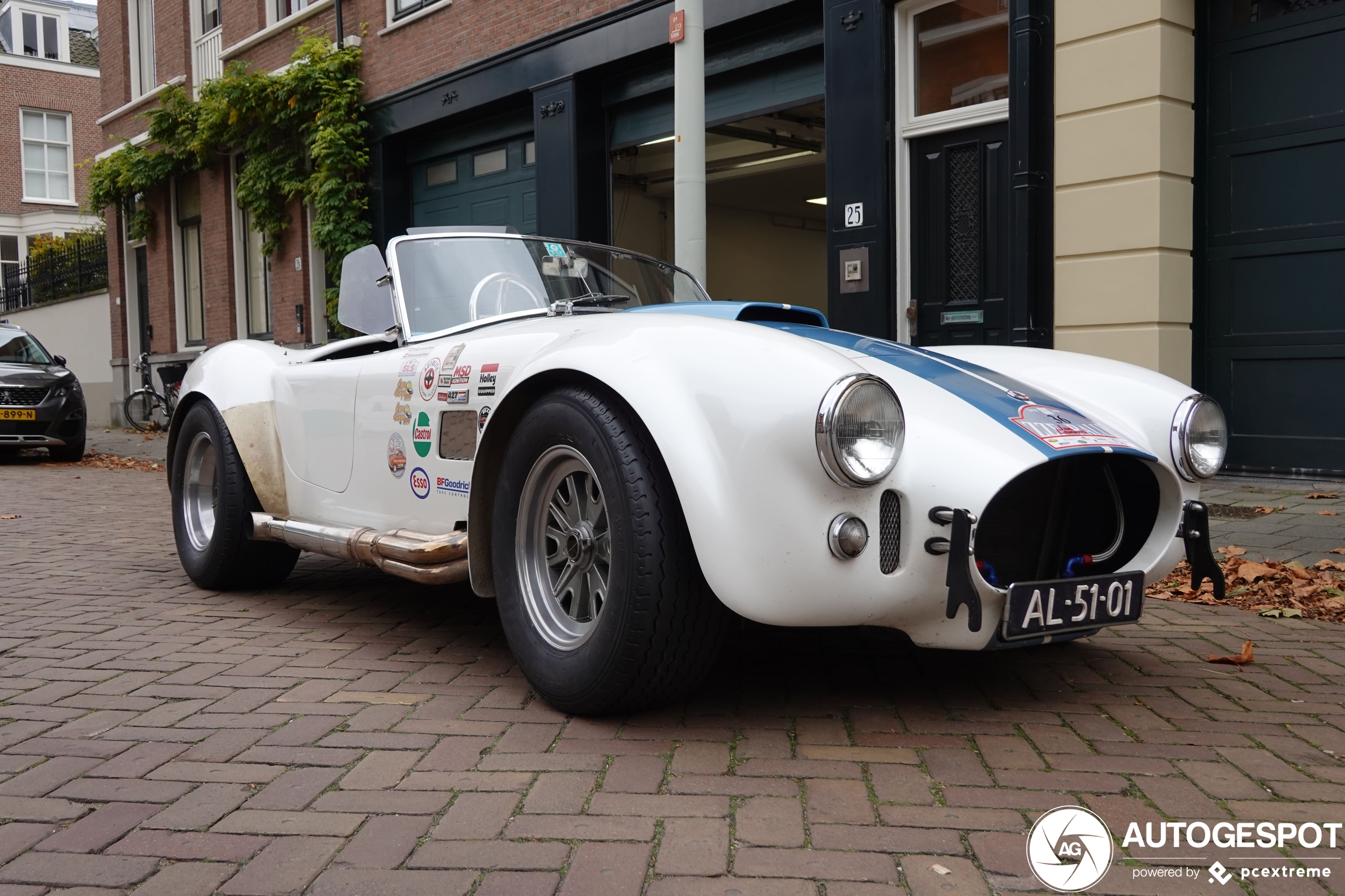 AC Cobra Superformance 427