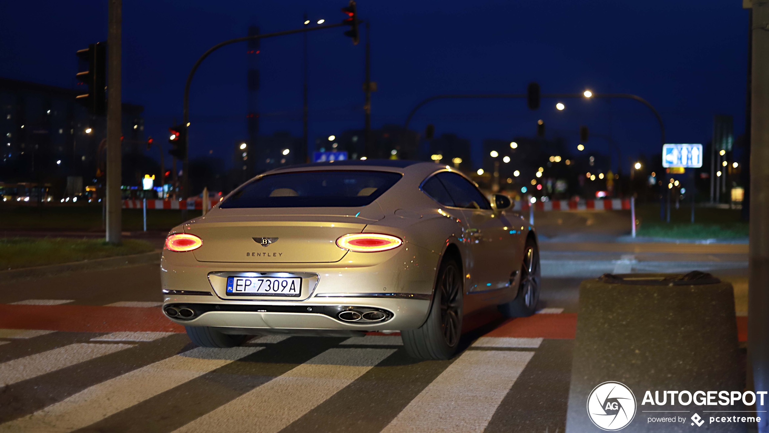 Bentley Continental GT V8 2020