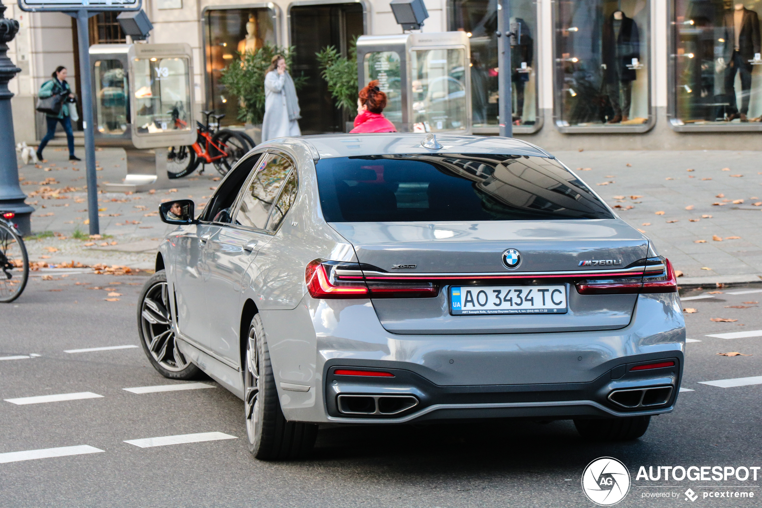 BMW M760Li xDrive 2019