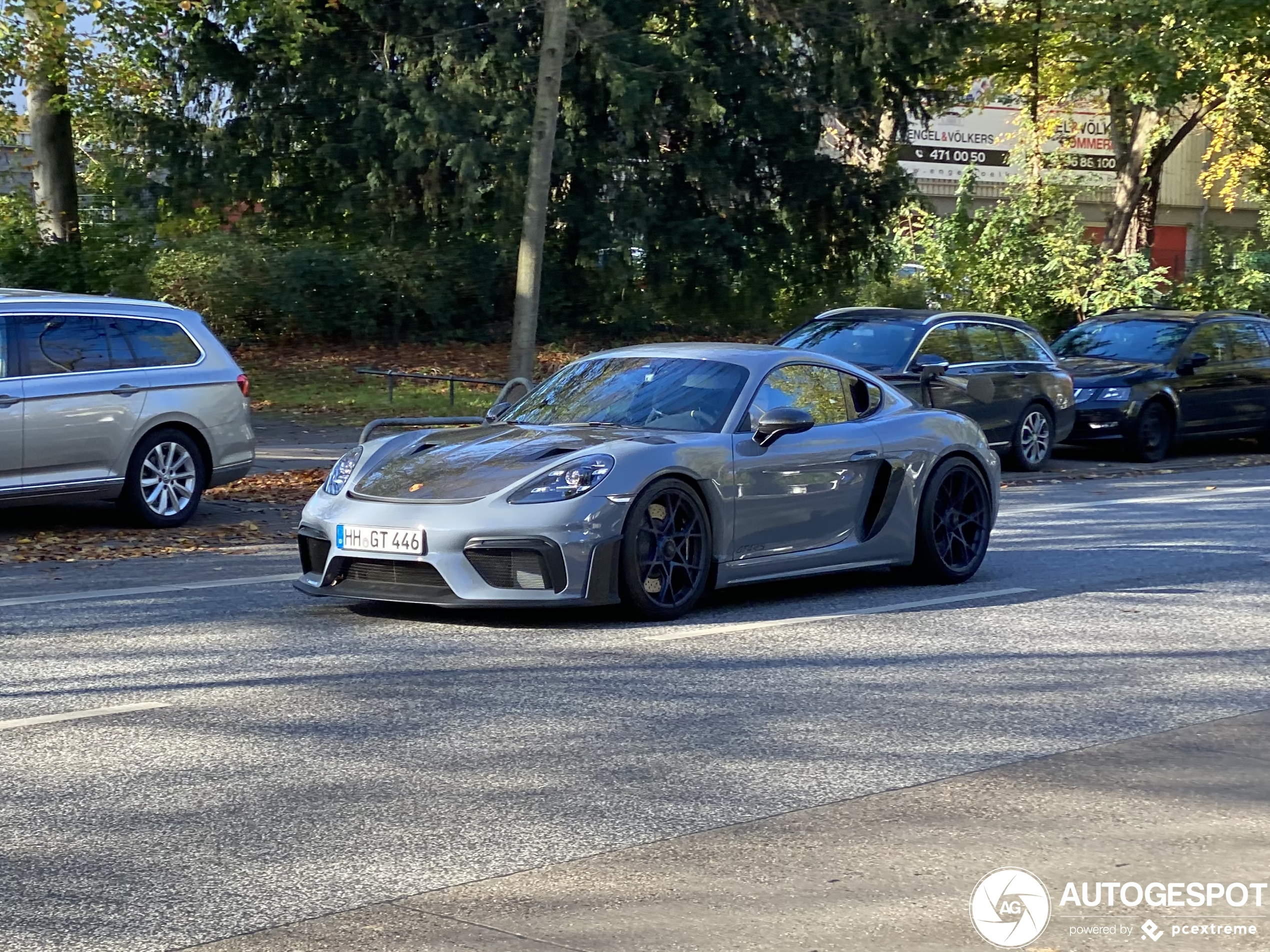 Porsche 718 Cayman GT4 RS Weissach Package