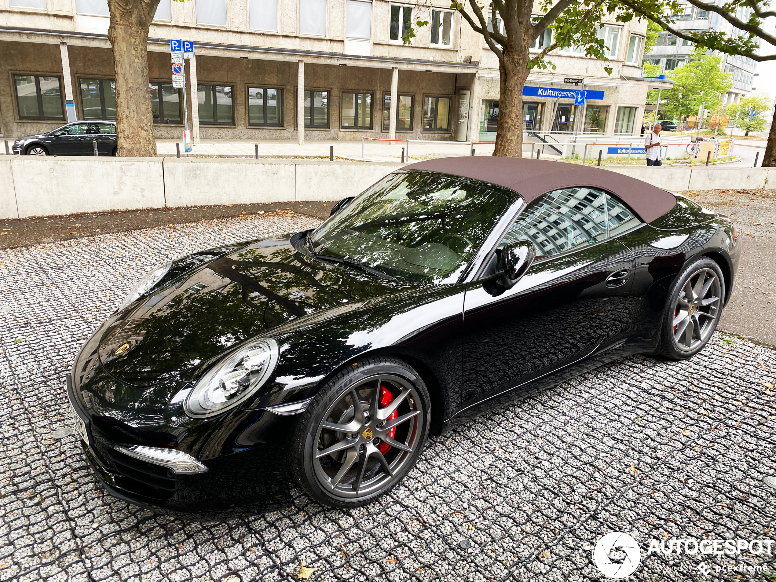 Porsche 991 Carrera S Cabriolet MkI